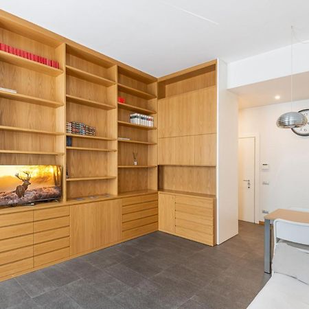 Easylife - Elegante Dimora Due Passi Dal Duomo Apartment Milan Exterior photo