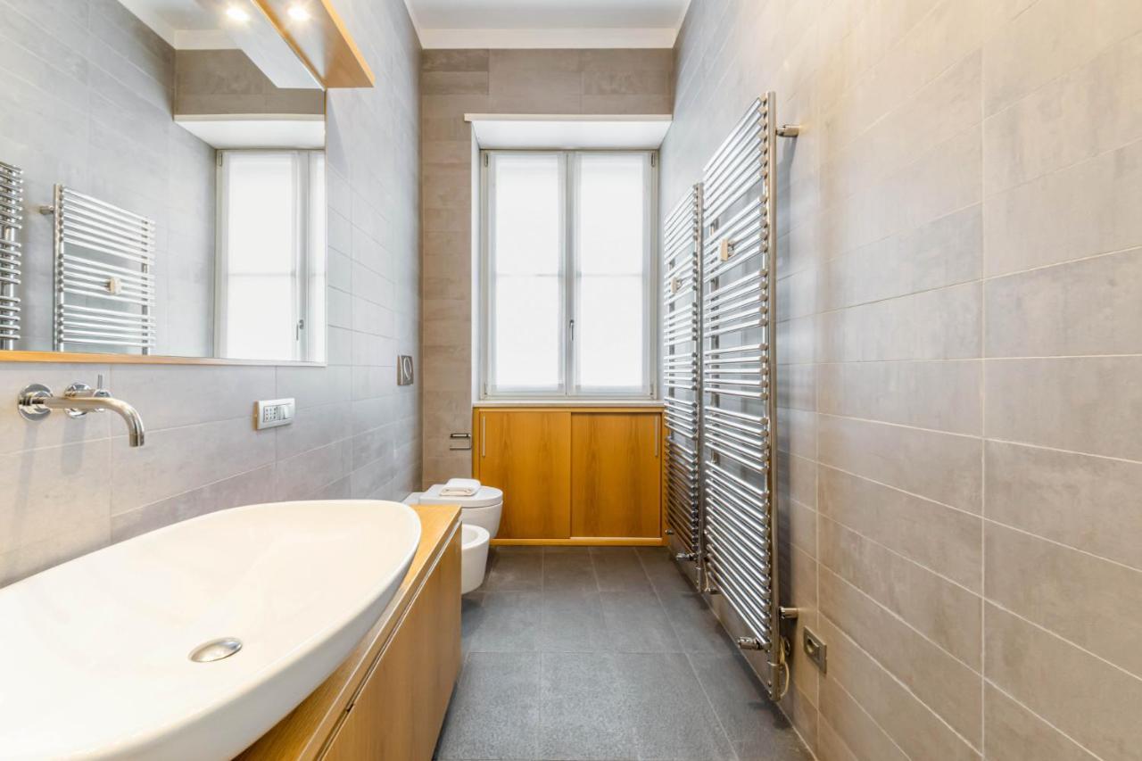 Easylife - Elegante Dimora Due Passi Dal Duomo Apartment Milan Exterior photo