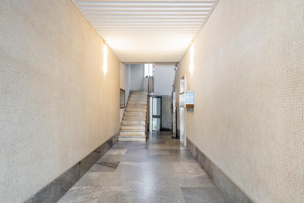 Easylife - Elegante Dimora Due Passi Dal Duomo Apartment Milan Exterior photo